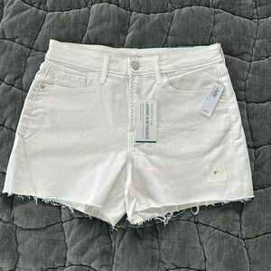 NEW Old Navy White Denim Shorts